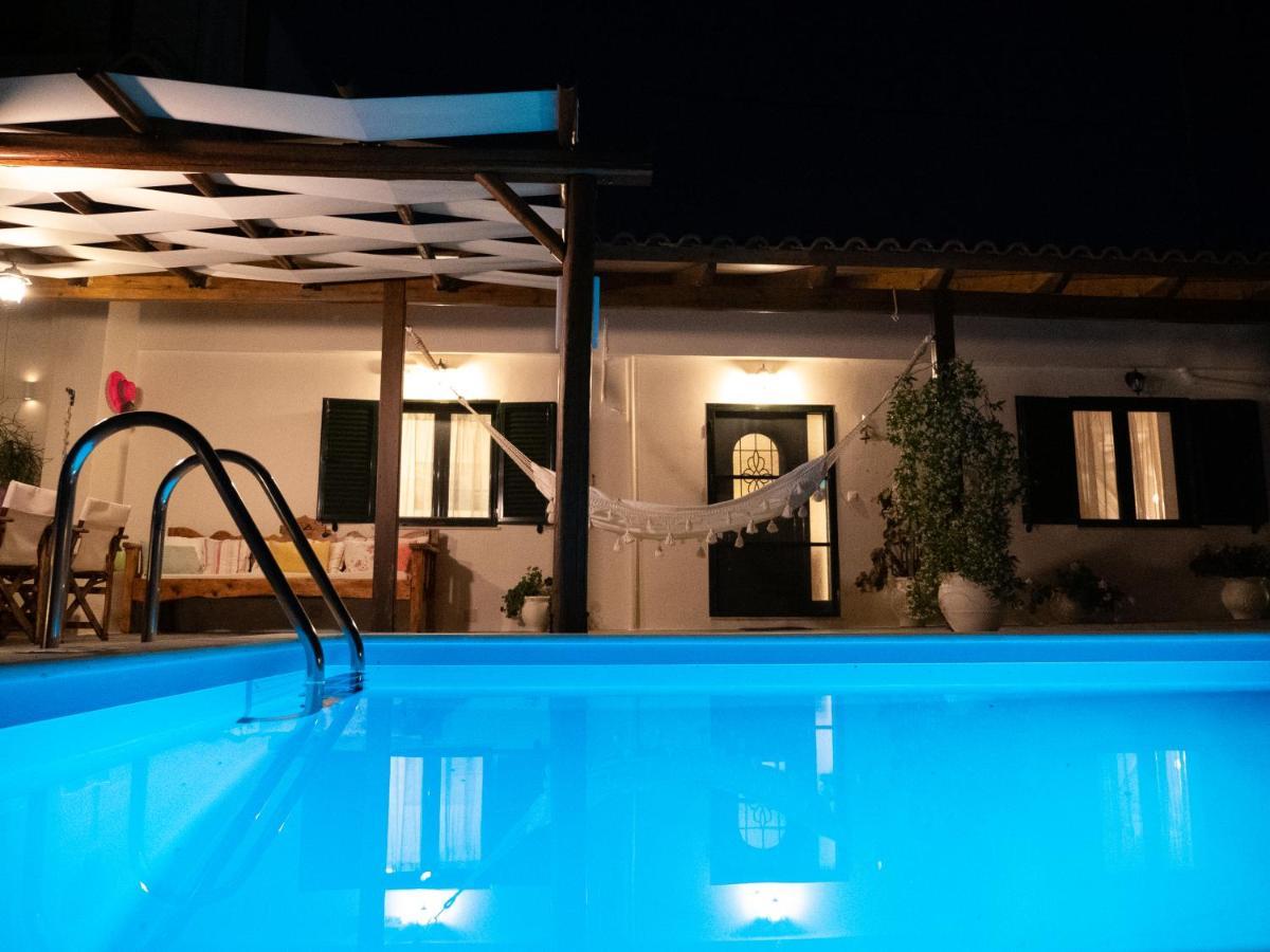 Villa Braou Rodhakinon Exteriör bild